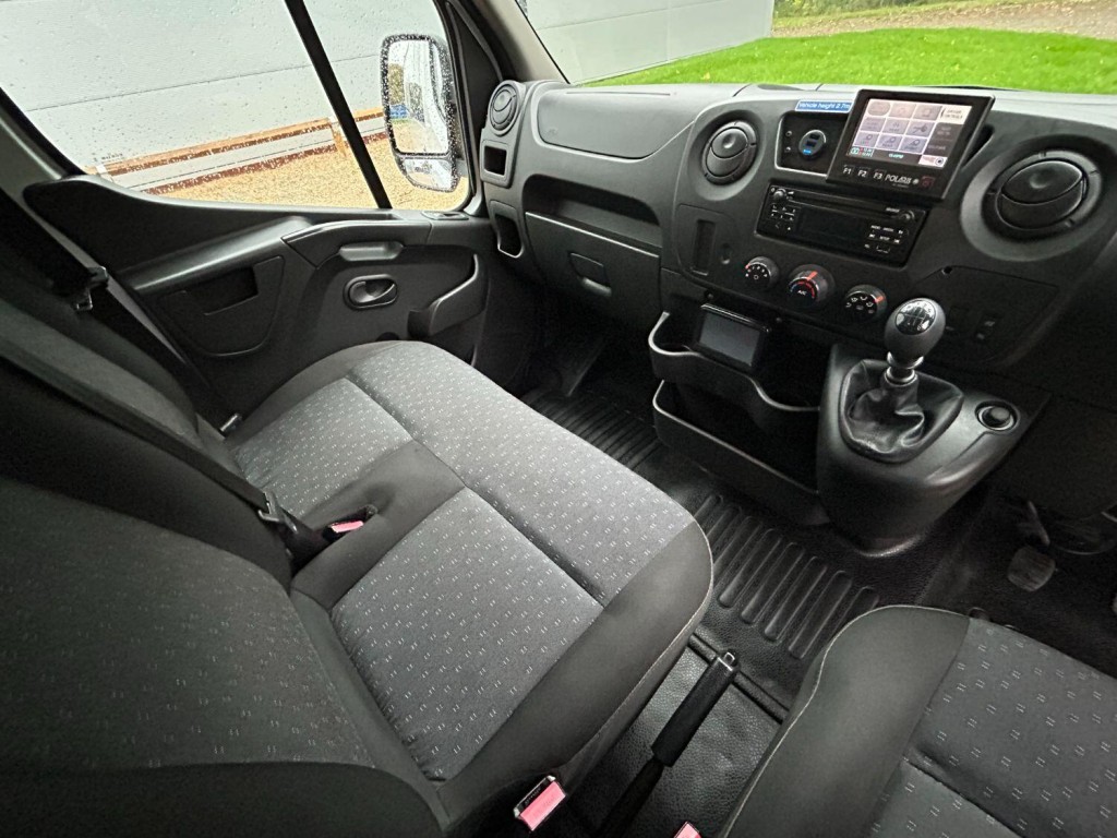 VAUXHALL MOVANO 3500 WELFARE CREW VAN 2.3 CDTi 130  2020