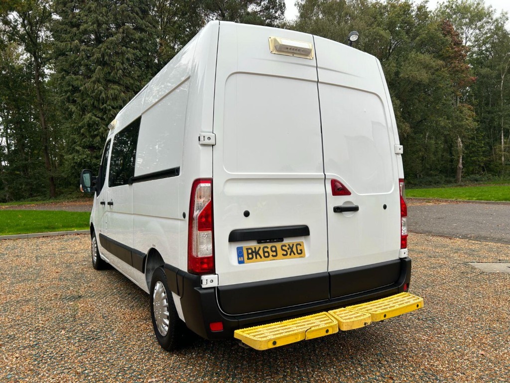 VAUXHALL MOVANO 3500 WELFARE CREW VAN 2.3 CDTi 130  2020