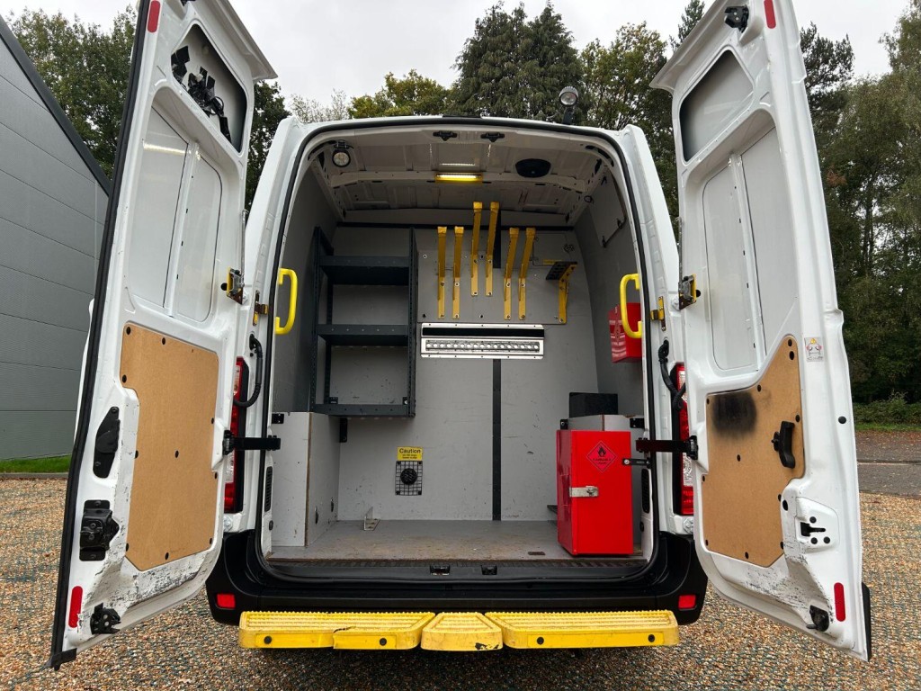 VAUXHALL MOVANO 3500 WELFARE CREW VAN 2.3 CDTi 130  2020