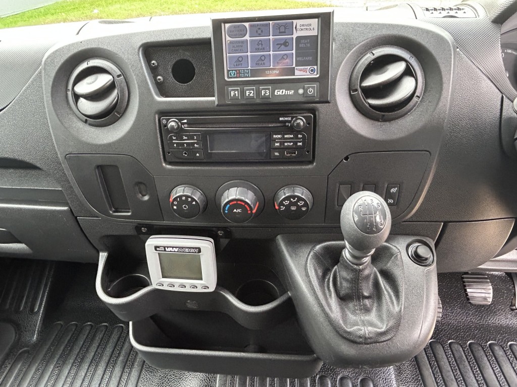 VAUXHALL MOVANO 2.3 CDTi 3500 WELFARE CREW VAN 2019