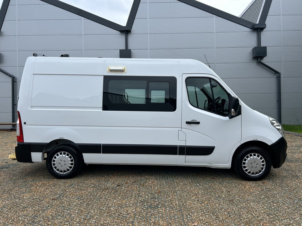 View VAUXHALL MOVANO 2.3 CDTi 3500 WELFARE CREW VAN