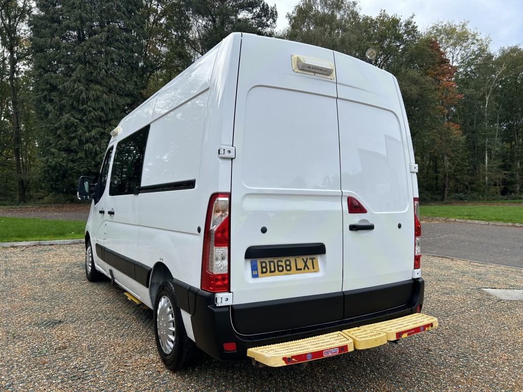 VAUXHALL MOVANO 2.3 CDTi 3500 WELFARE CREW VAN 2019