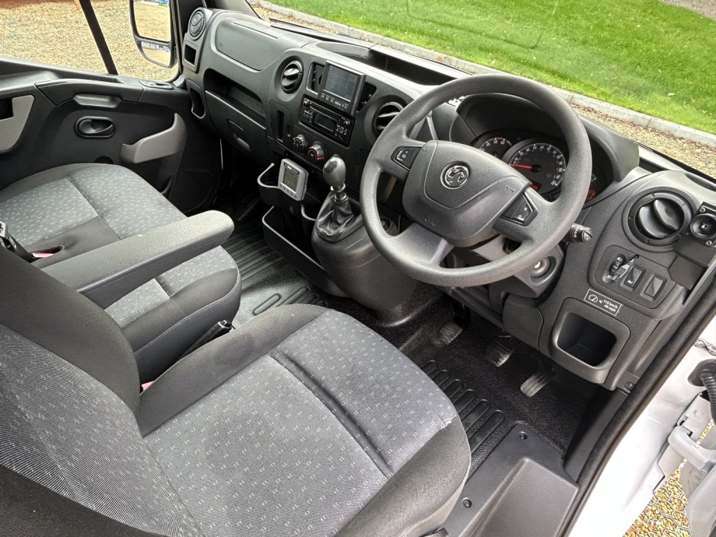 VAUXHALL MOVANO 2.3 CDTi 3500 WELFARE CREW VAN 2019