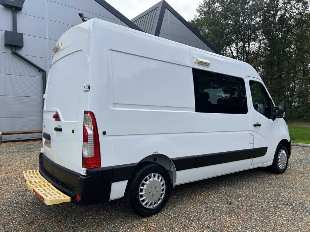 VAUXHALL MOVANO 2.3 CDTi 3500 WELFARE CREW VAN 2019