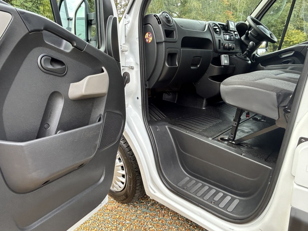 VAUXHALL MOVANO 2.3 CDTi 3500 WELFARE CREW VAN 2019