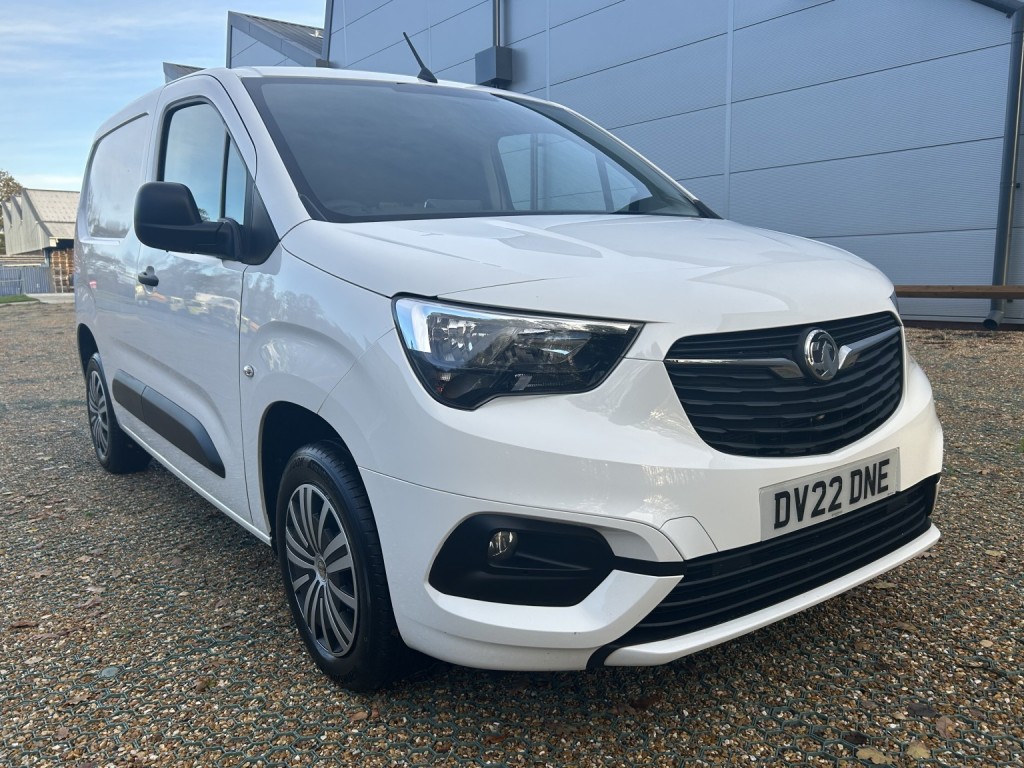 View VAUXHALL COMBO 1.5 Turbo D 2300 Sportive