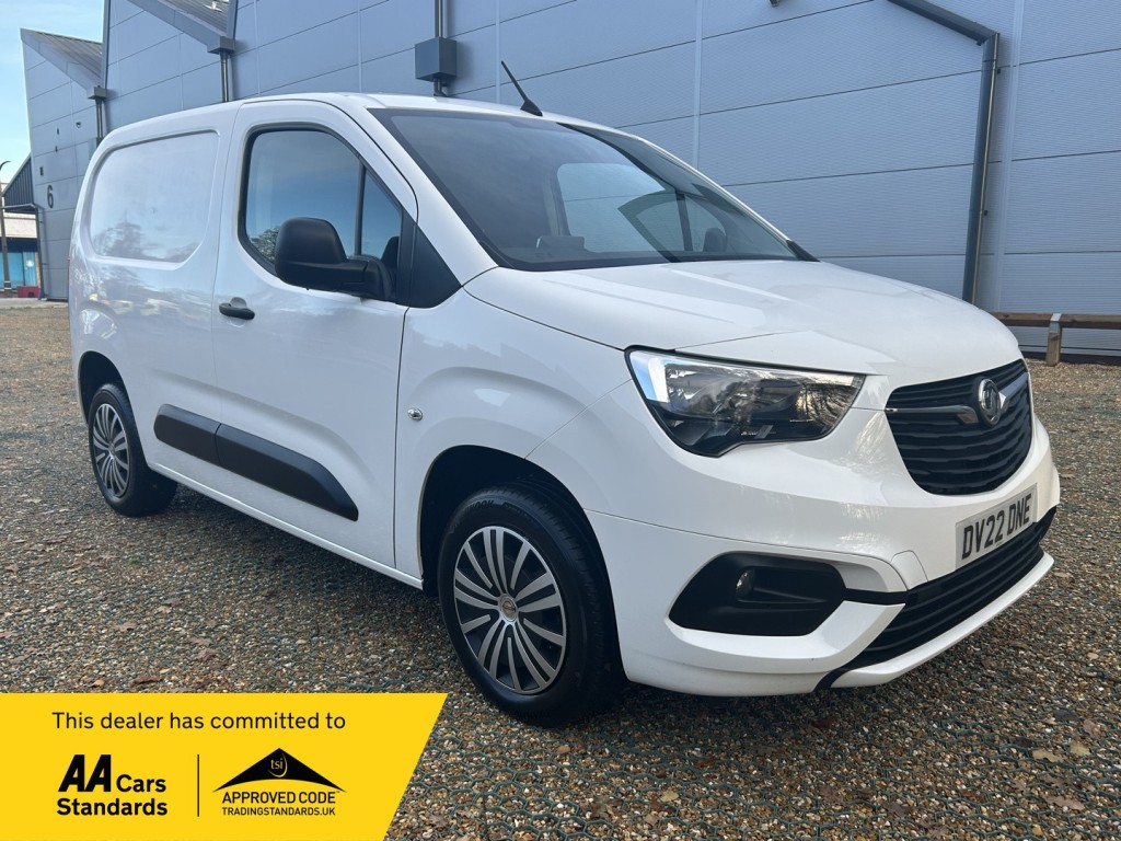 View VAUXHALL COMBO 1.5 Turbo D 2300 Sportive