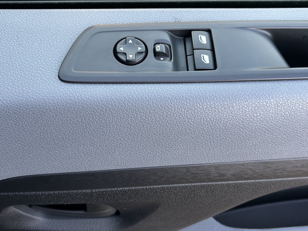 PEUGEOT EXPERT 2.0 BlueHDi 1400 Professional 2021