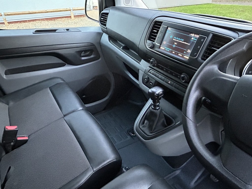 PEUGEOT EXPERT 2.0 BlueHDi 1400 Professional 2021