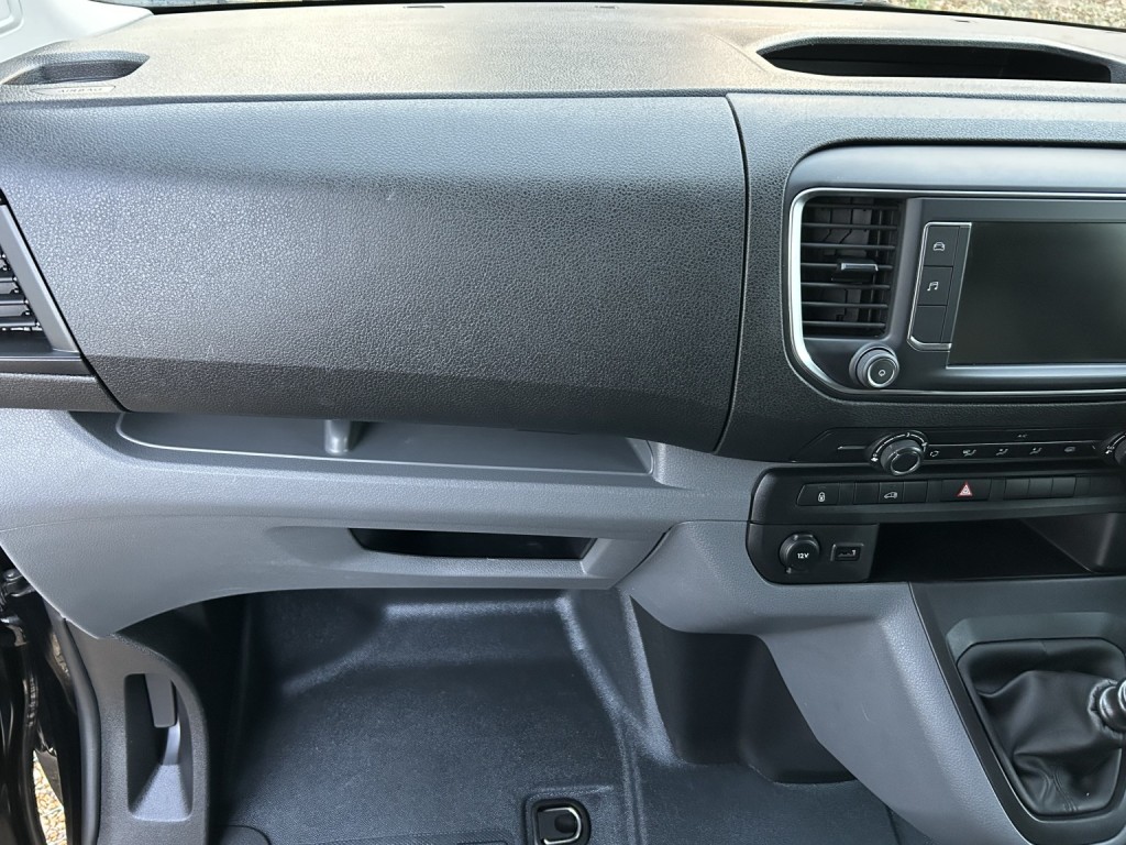 PEUGEOT EXPERT 2.0 BlueHDi 1400 Professional 2021