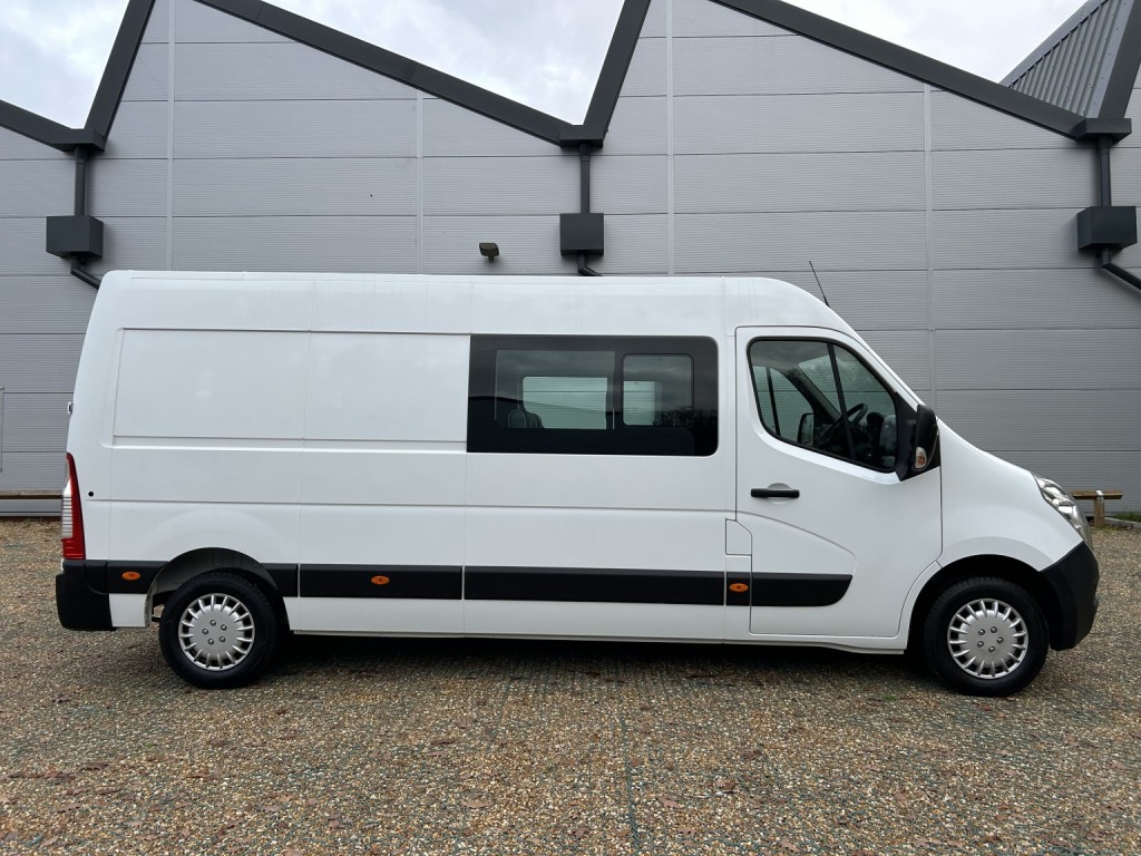 View VAUXHALL MOVANO 2.3 CDTi 3500 Crew Cab 