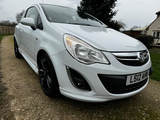 VAUXHALL CORSA 1.2 16V Limited Edition Euro 5 3dr