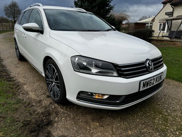 VOLKSWAGEN PASSAT 2.0 TDI BlueMotion Tech Sport DSG Euro 5 (s/s) 5dr