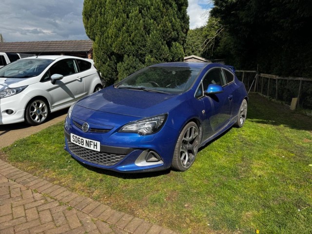 VAUXHALL ASTRA GTC 2.0T VXR Euro 6 (s/s) 3dr