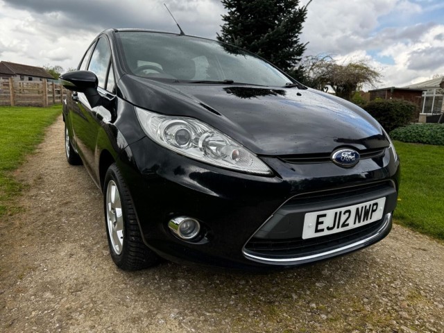 FORD FIESTA 1.6 TDCi ECOnetic DPF Zetec 5dr