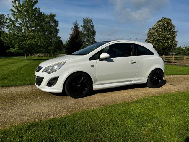 VAUXHALL CORSA 1.2i 16v Limited Edition 3dr (a/c)