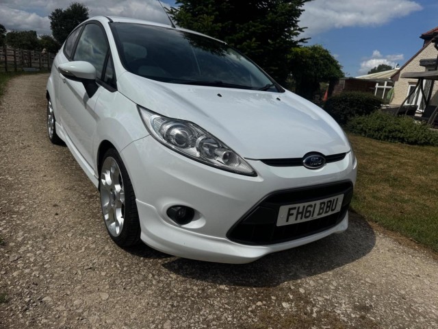 FORD FIESTA 1.6 Zetec S 3dr