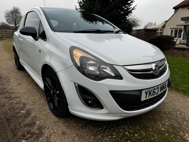VAUXHALL CORSA 1.2 16V Limited Edition Euro 5 3dr
