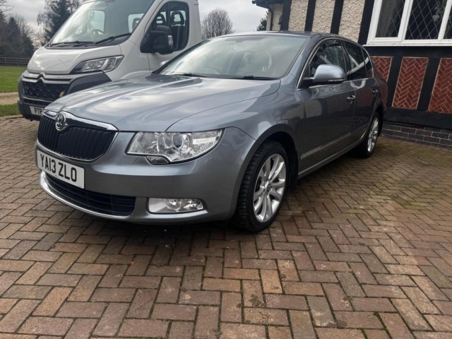 SKODA SUPERB 2.0 TDI SE Euro 5 5dr