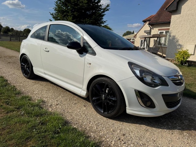 VAUXHALL CORSA 1.2 16V Limited Edition Euro 5 3dr