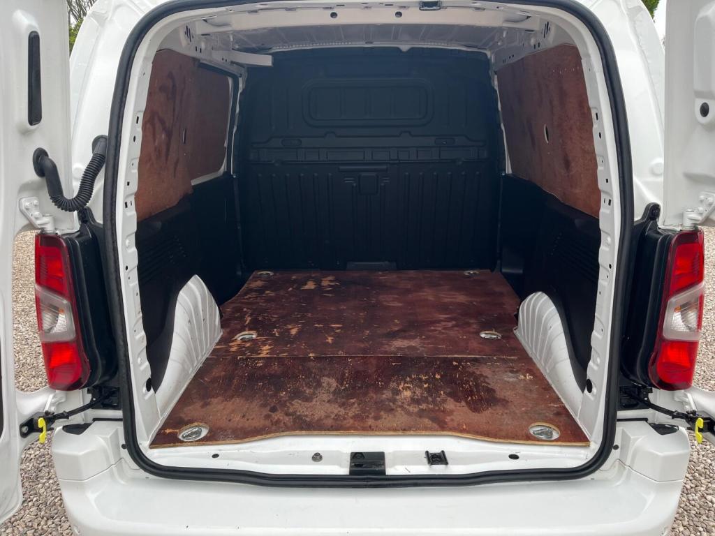 VAUXHALL COMBO