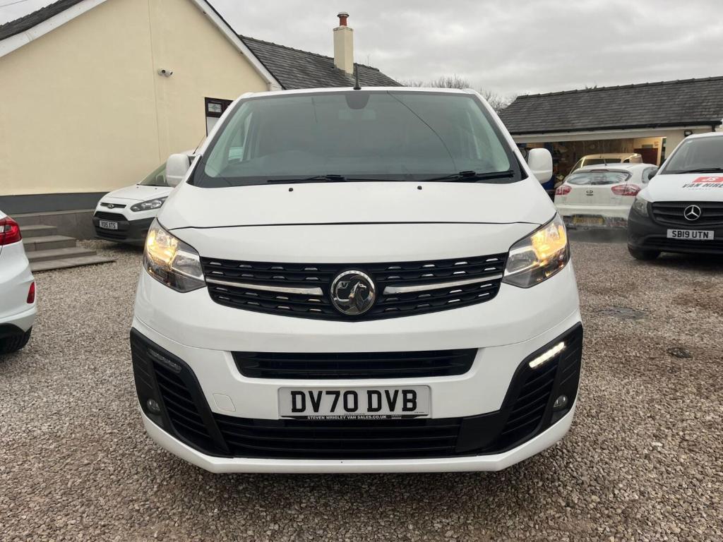 VAUXHALL VIVARO