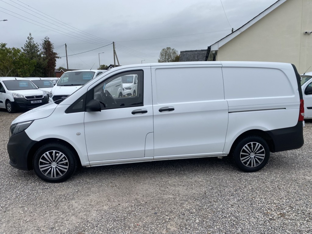 MERCEDES-BENZ VITO