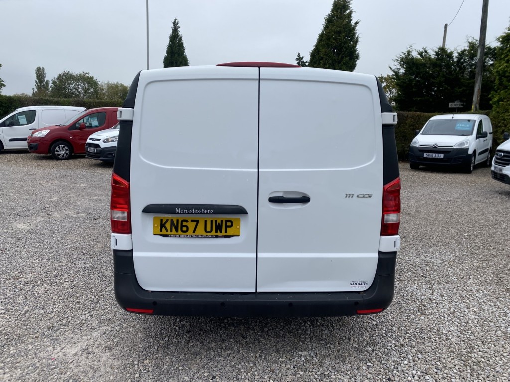 MERCEDES-BENZ VITO