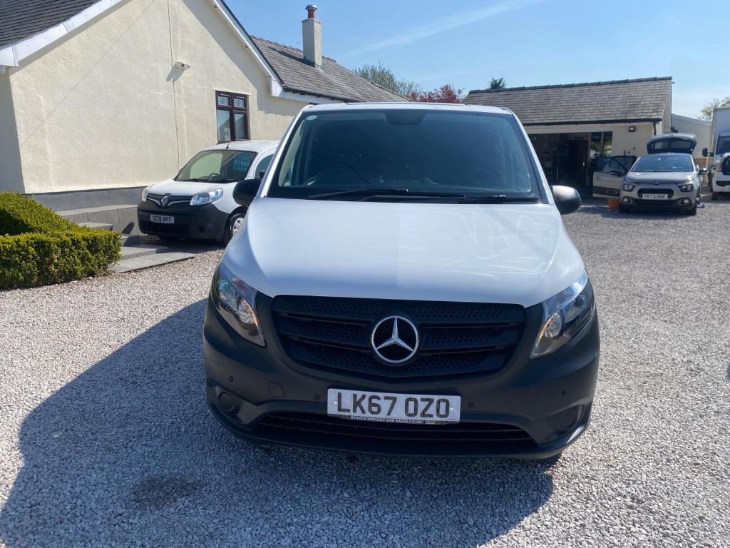 MERCEDES-BENZ VITO