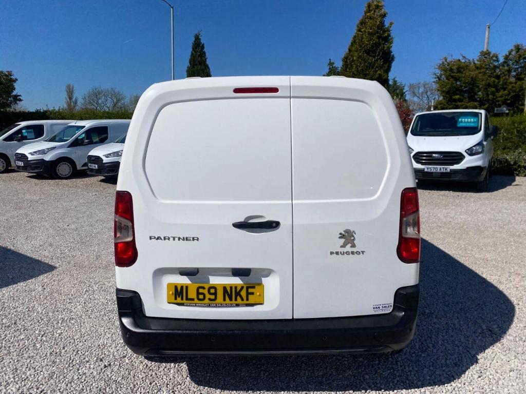 PEUGEOT PARTNER