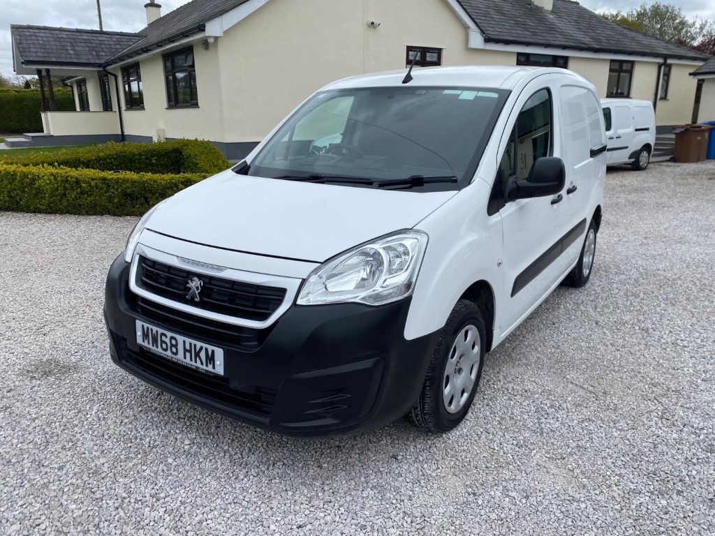 PEUGEOT PARTNER