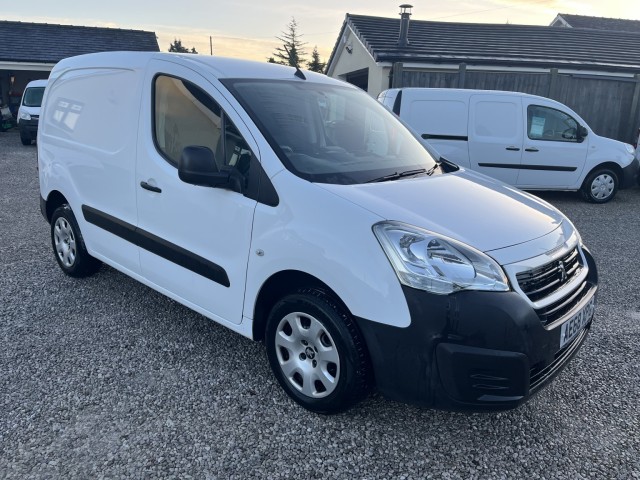 PEUGEOT PARTNER