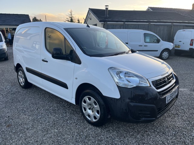 PEUGEOT PARTNER