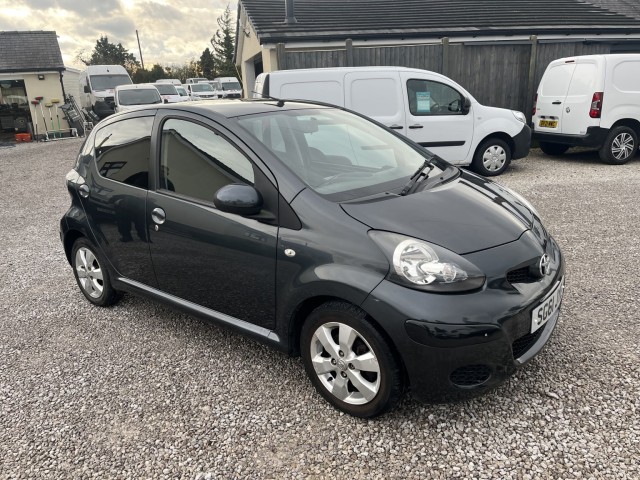 TOYOTA AYGO