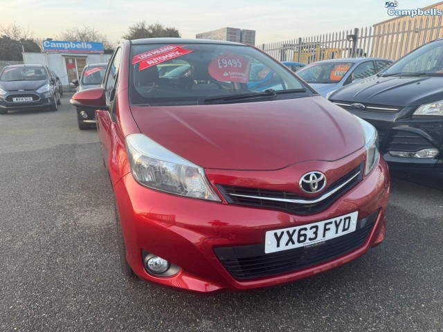 TOYOTA YARIS 1.3 Dual VVT-i T Spirit (2013)