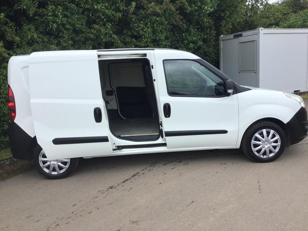 View VAUXHALL COMBO L2 LWB 1.3 CDTi 2300 Ex Anglian Water NO VAT TO PAY!!!!!!! Drive Away Today Or We Can Deliver