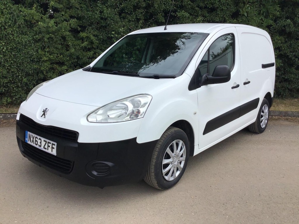 View PEUGEOT PARTNER 1.6 HDi 850 S NO VAT TO PAY!!! FREE DELIVERY, Cam Belt Kit Replaced
