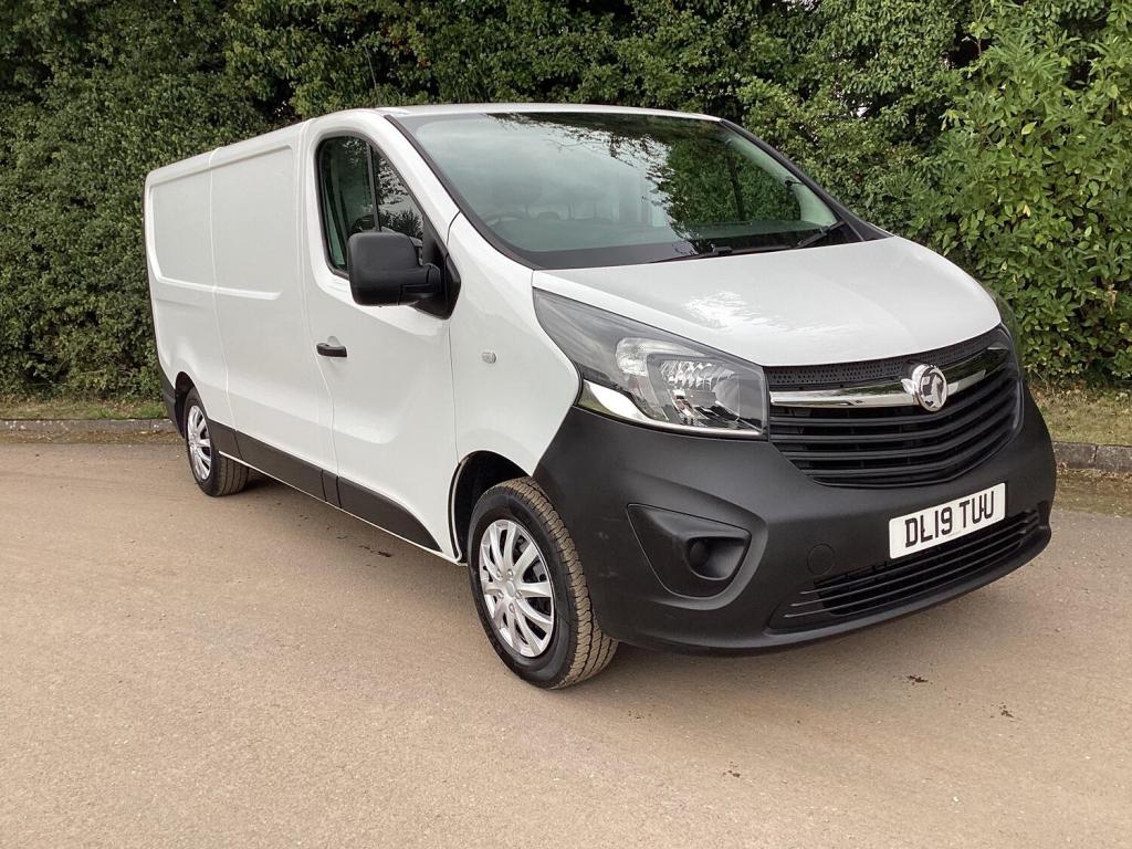 View VAUXHALL VIVARO EURO 6 ULEZ Compliant L2 Long Wheelbase 1.6 CDTi 2900 LOW, LOW Mileage DRIVE AWAY TODAY OR WE CAN DE