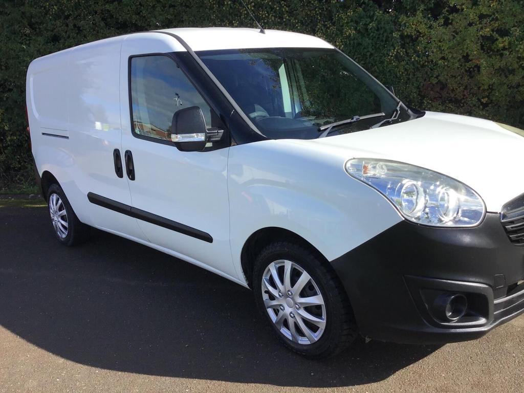 View VAUXHALL COMBO L2 Long Wheelbase 2300 1.3 CDTi 16v Ex Anglian Water AIR CON, NO VAT TO PAY!!!!!