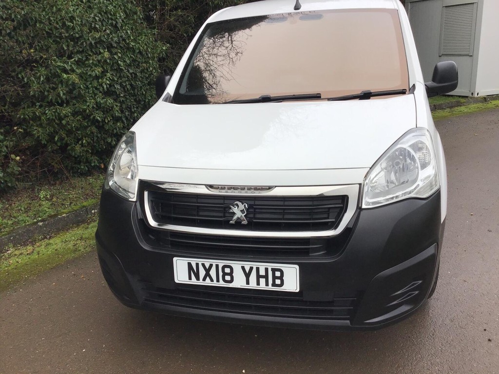 View PEUGEOT PARTNER ULEZ Compliant 1.6 BlueHDi 854 Professional, Cam Belt Kit Replaced