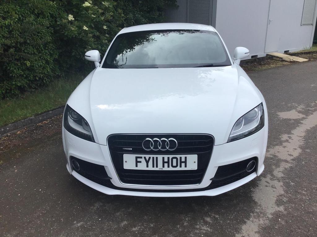 View AUDI TT 2.0 TDI S line
