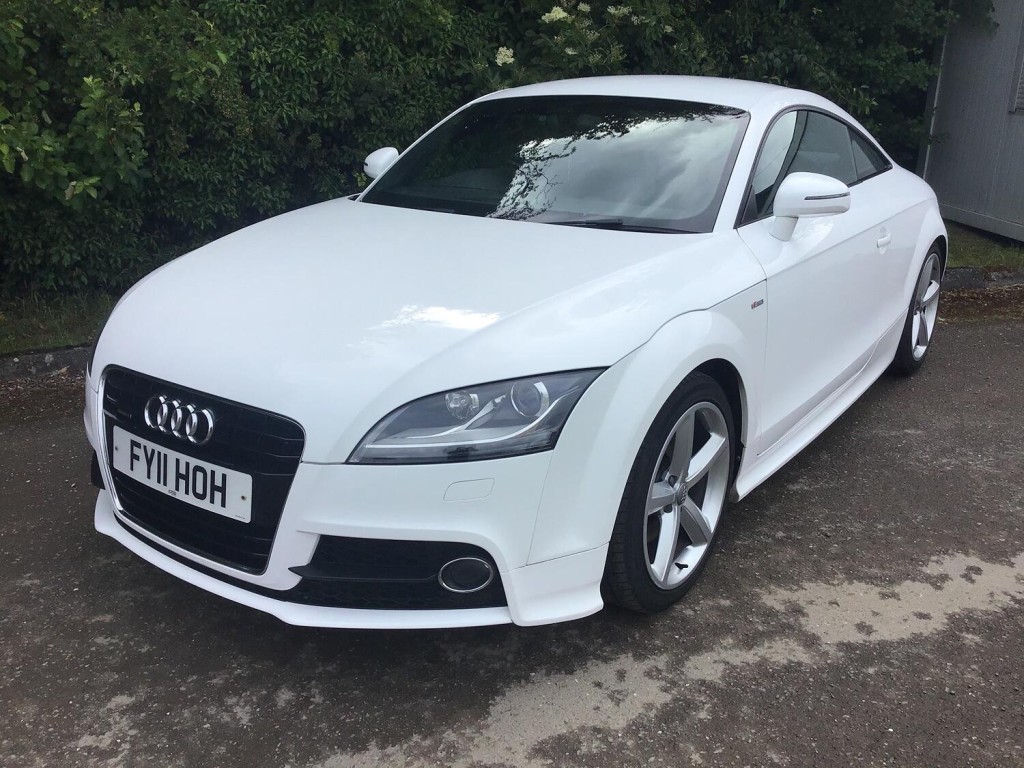 View AUDI TT 2.0 TDI S line