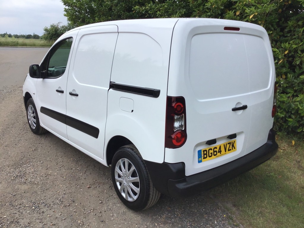 View CITROEN BERLINGO 2014 64 CITROEN BERLINGO 625 X L1 HDI