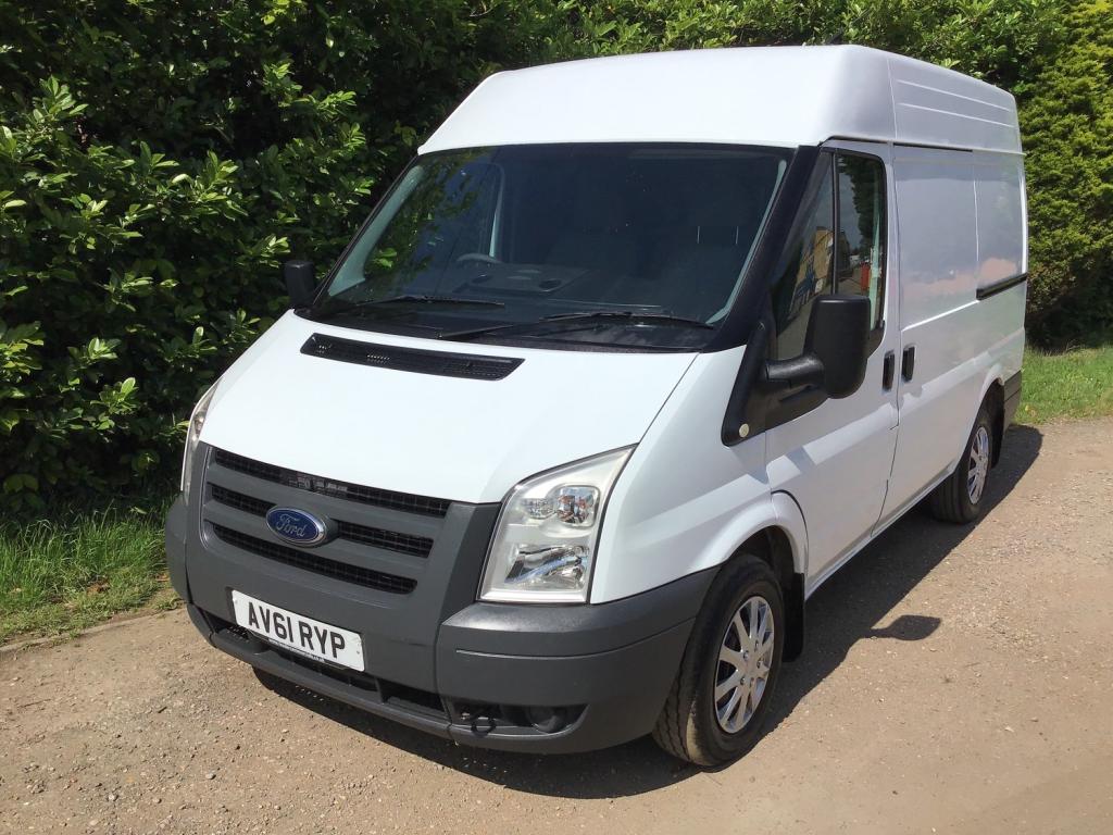 View FORD TRANSIT 260 SWB MEDIUM ROOF PV