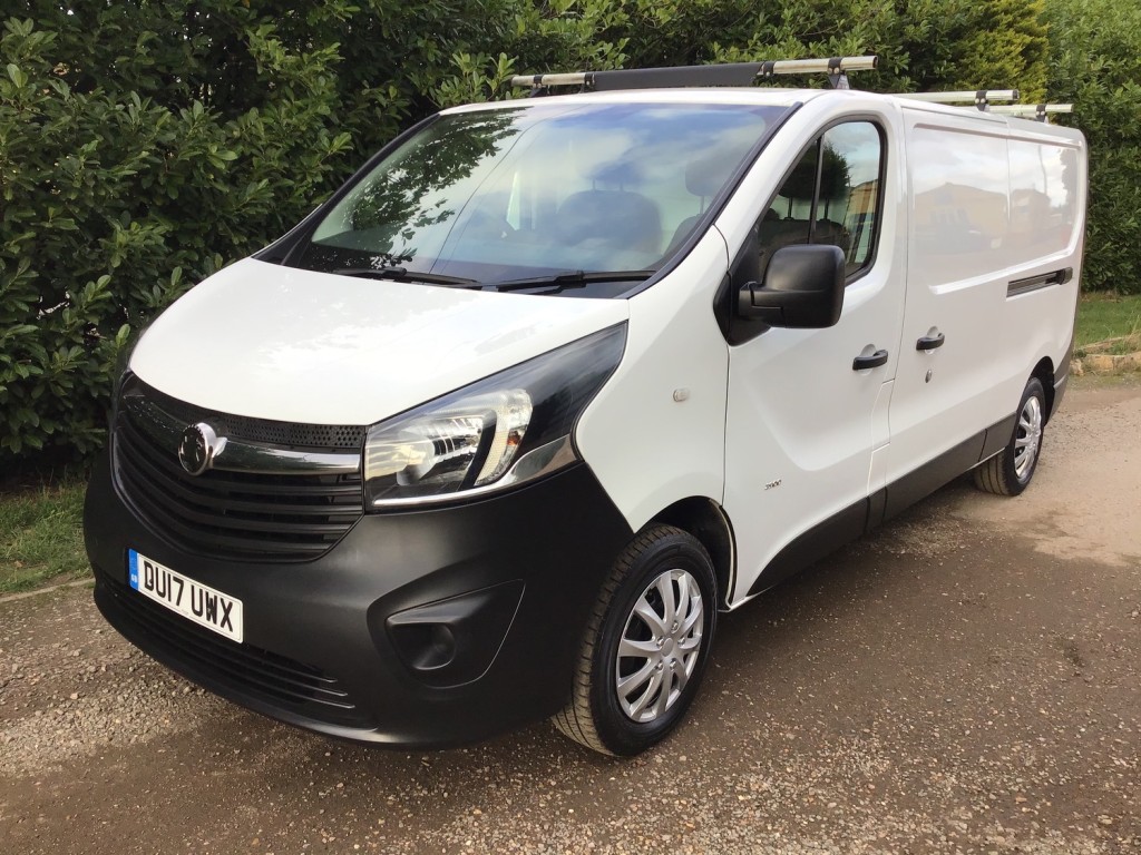 View VAUXHALL VIVARO 1.6 CDTI EURO 6 L2H1 2900 CDTI ULEZ COMPLIANT LWB