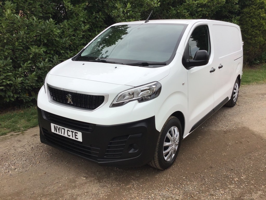 View PEUGEOT EXPERT BLUE HDI S STANDARD EURO 6 ULEZ FREE
