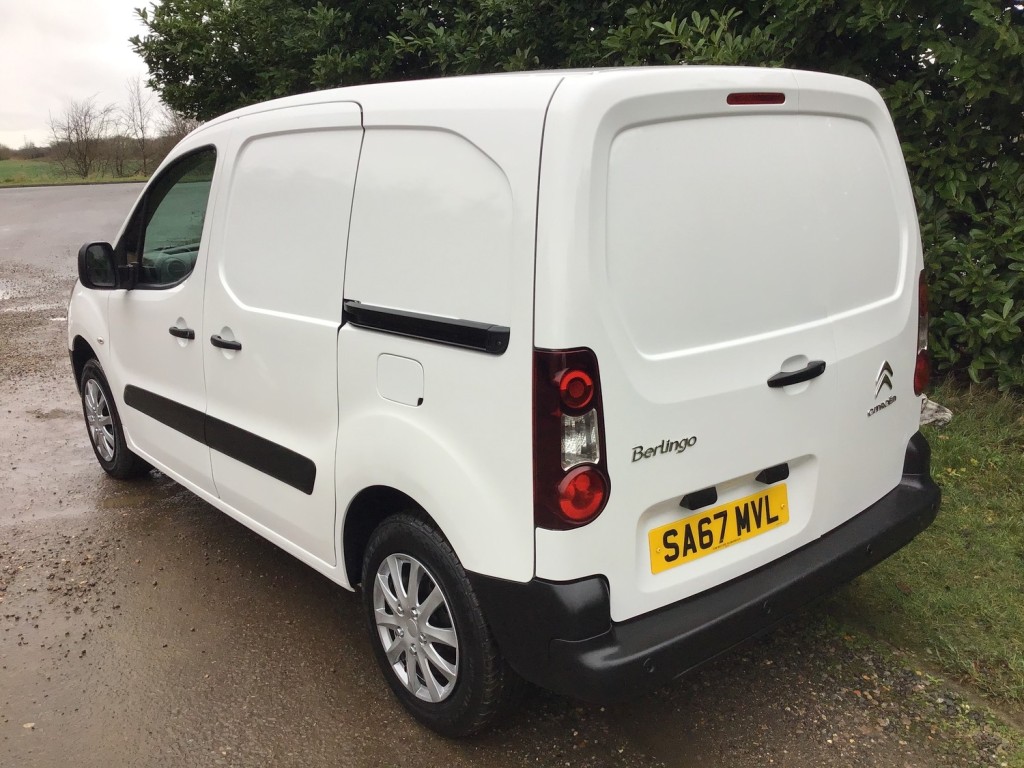 View CITROEN BERLINGO 625 ENTERPRISE L1 BLUEHDI EURO 6 ULEZ COMPLIANT