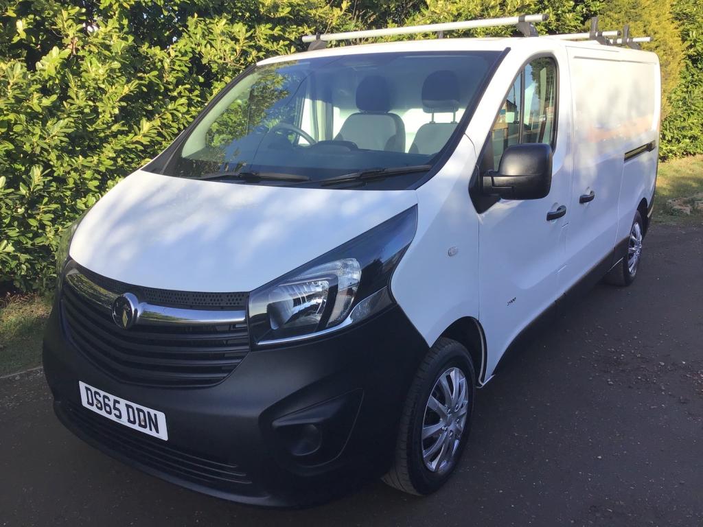 View VAUXHALL VIVARO 2900 L2H1 CDTI LONG WHEEL BASE 1 OWNER FULL HISTORY