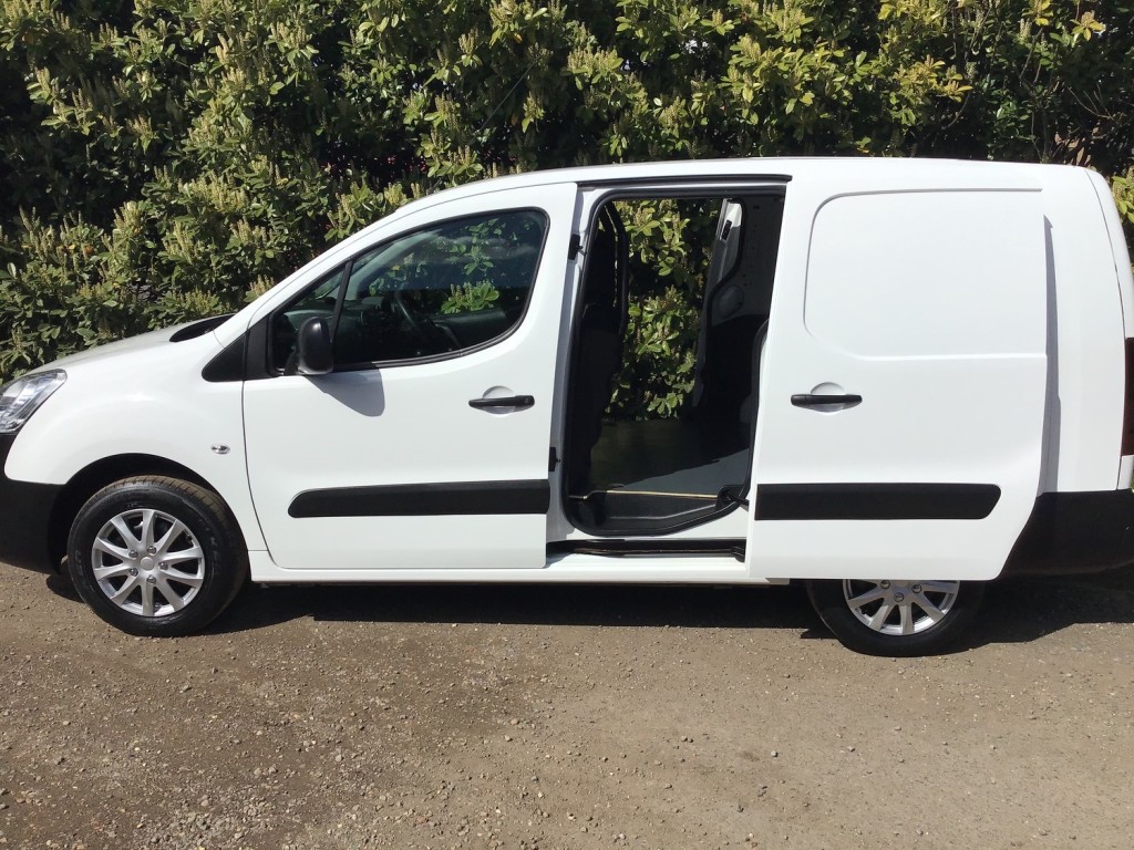 View PEUGEOT PARTNER BLUE HDI S L2 EURO6 ULEZ COMPLIANT LONG WHEEL BASE TWIN SIDE LOAD DOORS