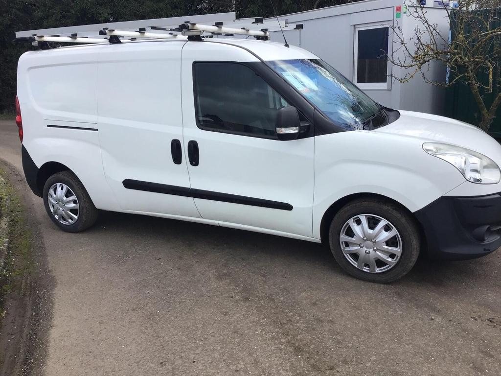 View FIAT DOBLO CARGO L2 LWB MAXI 1.6 Turbo Diesel 16V MULTIJET